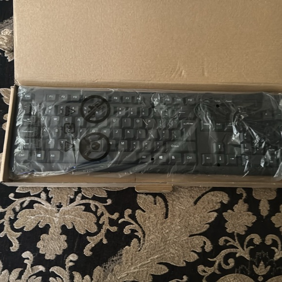 IMicro Wired USB Keyboard - NIB - Picture 2 of 4